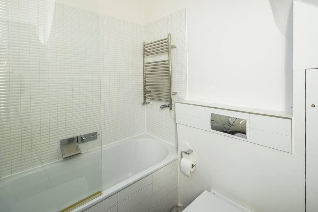 Chic And Spacious Flat Near Bond Street Apartment ลอนดอน ภายนอก รูปภาพ