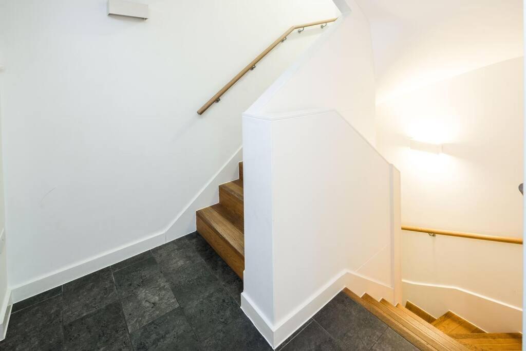 Chic And Spacious Flat Near Bond Street Apartment ลอนดอน ภายนอก รูปภาพ